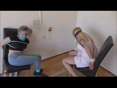 ❤️ Viciado / amarrado e amordaçado / donzela em apuros Porno vídeo em porno pt-br.image-kassir.ru